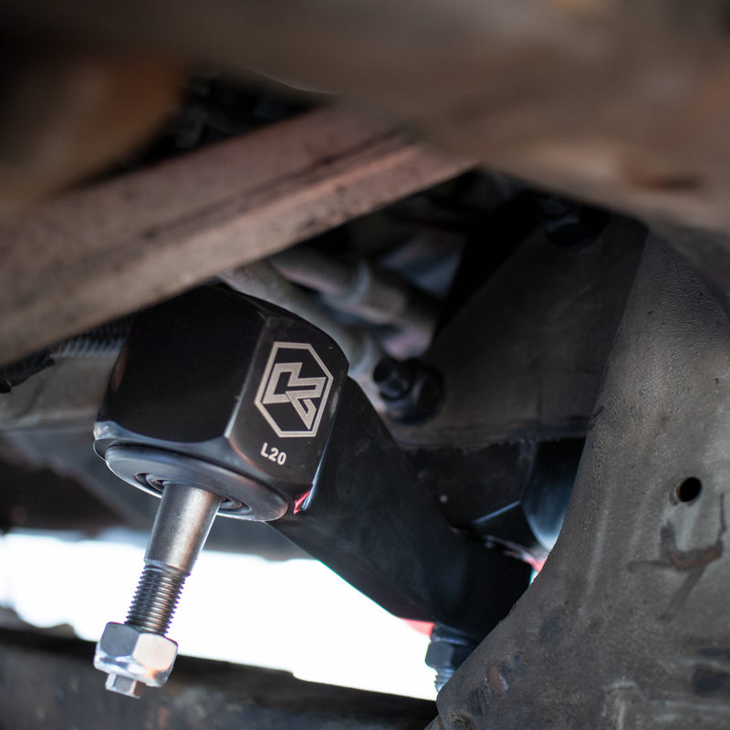 Load image into Gallery viewer, KRYPTONITE IDLER ARM FOR 2001–2010 CHEVY/GMC HD TRUCKS &amp; HUMMER H2
