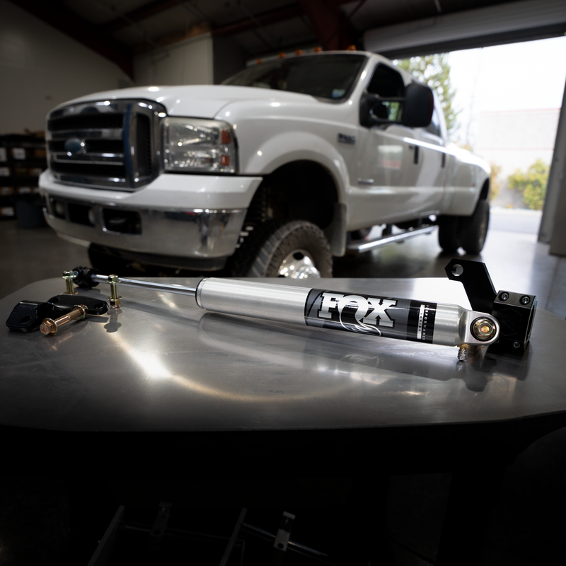Load image into Gallery viewer, FOX PERFORMANCE SERIES 2.0 IFP STABILIZER KIT FOR 2005-2007 FORD SUPER DUTY F-250/F-350
