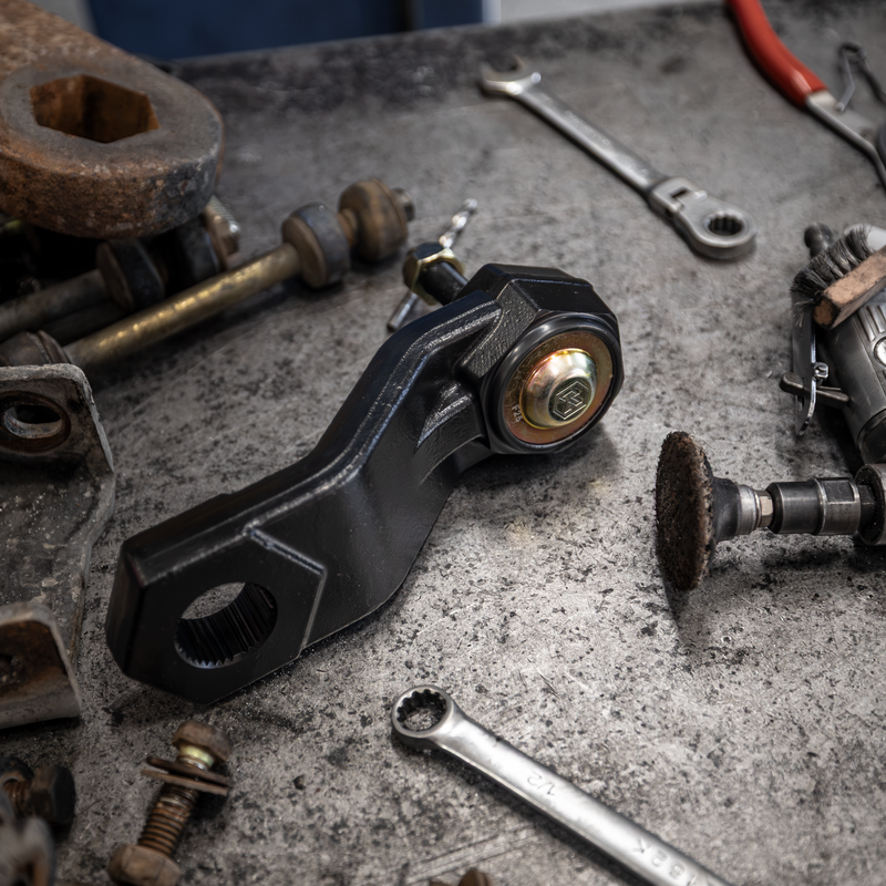 Load image into Gallery viewer, KRYPTONITE UNI-SPLINE PITMAN ARM FOR 1988-2010 CHEVY/GMC 6 &amp; 8 LUG TRUCKS
