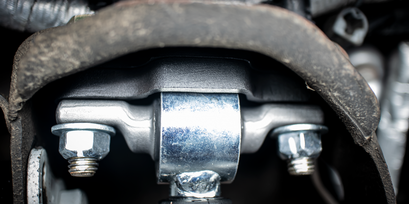 Load image into Gallery viewer, KRYPTONITE SHOCK EXTENSION KIT FOR 2011+ CHEVY/GMC HD TRUCKS
